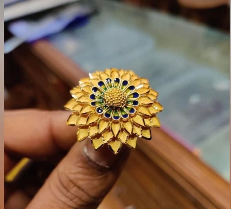 Shop Primary Image Shop Primary Image